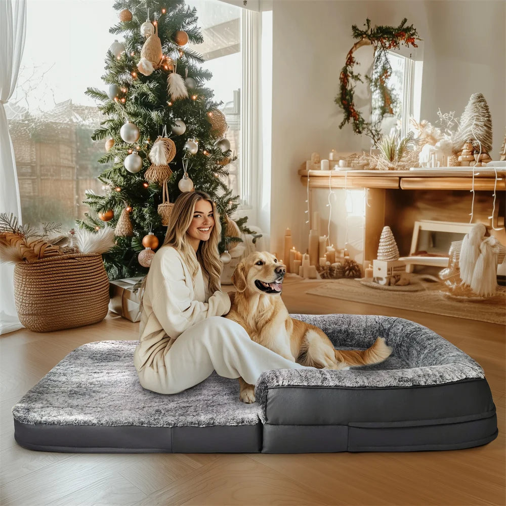 Coussin pour chien sous un sapin de Noël. Idée cadeau confort pour l’hiver.