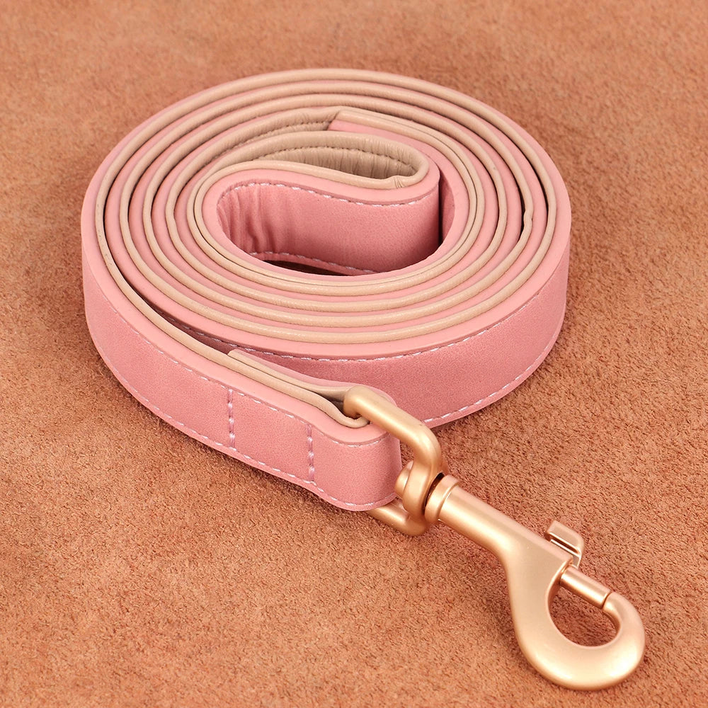 Laisse rose pour chien en cuir rembourré et poignée confortable