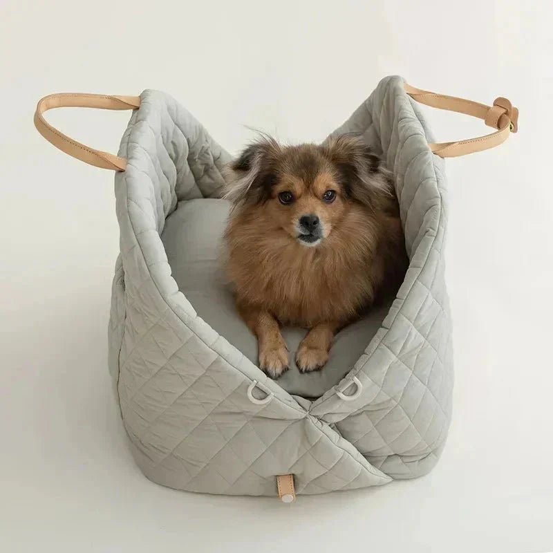 Comment Choisir le Sac de Transport Idéal pour Son Chien ? - Noble Truffe