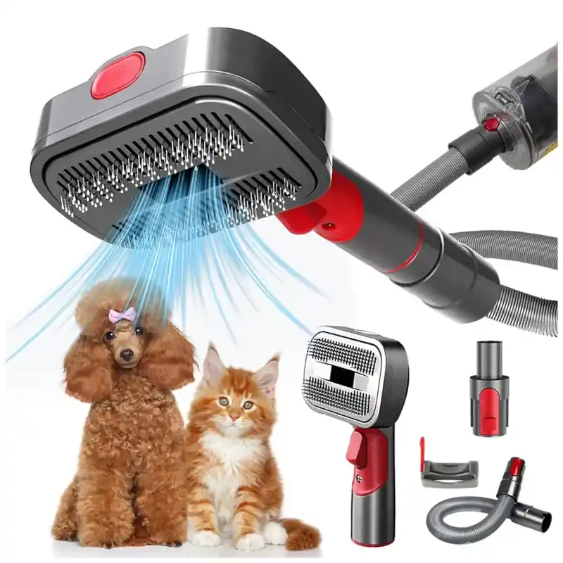 brosse pour la mue des chiens adaptable sur un aspirateur Dyson. Exemple d'utilisation sur un caniche 