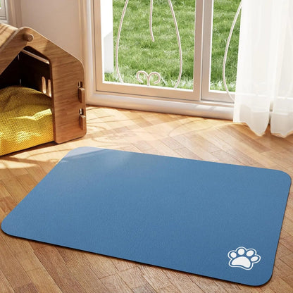 Tapis absorbant bleu marine pour gamelle de chien
