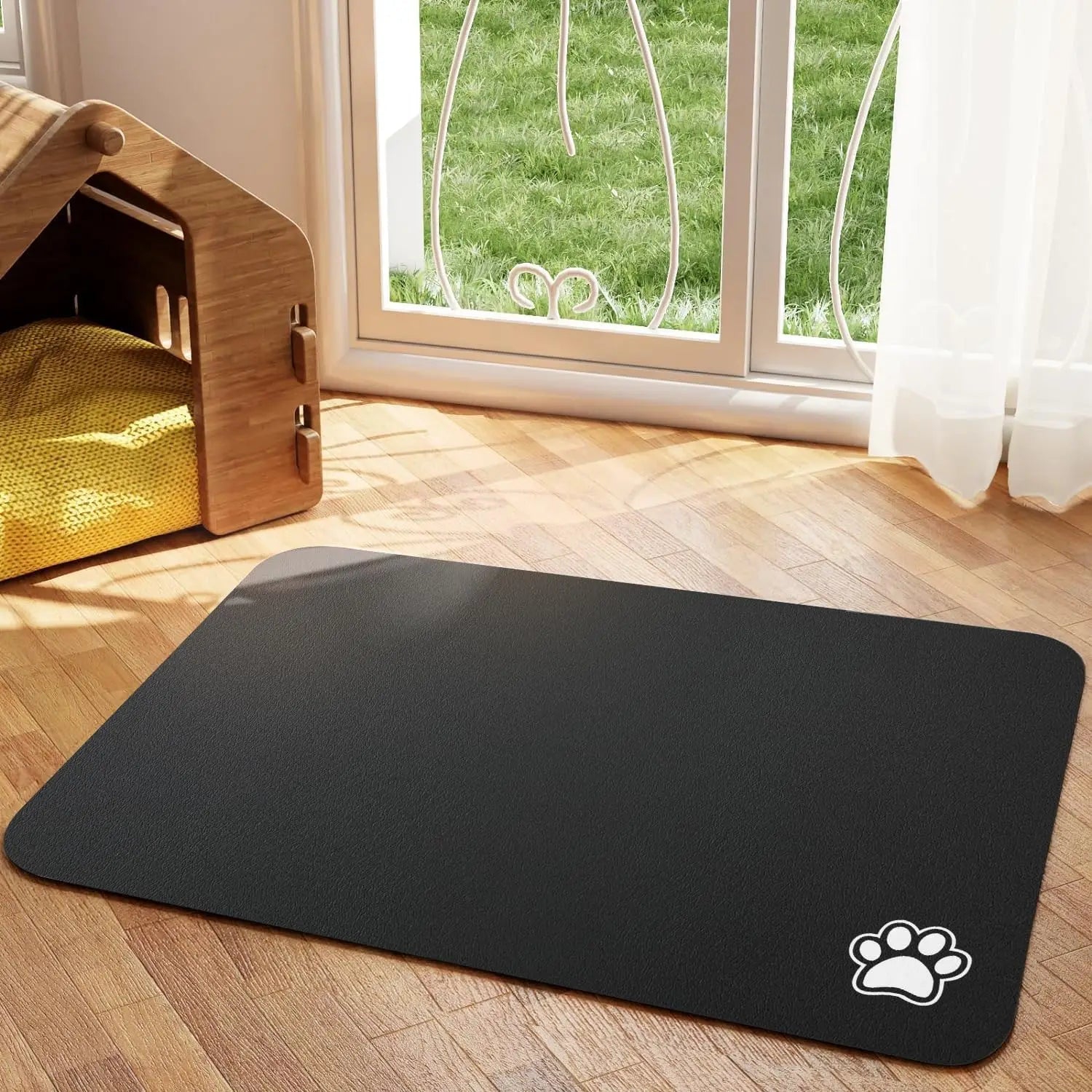 Tapis étanche et antidérapant noir pour gamelle de chien