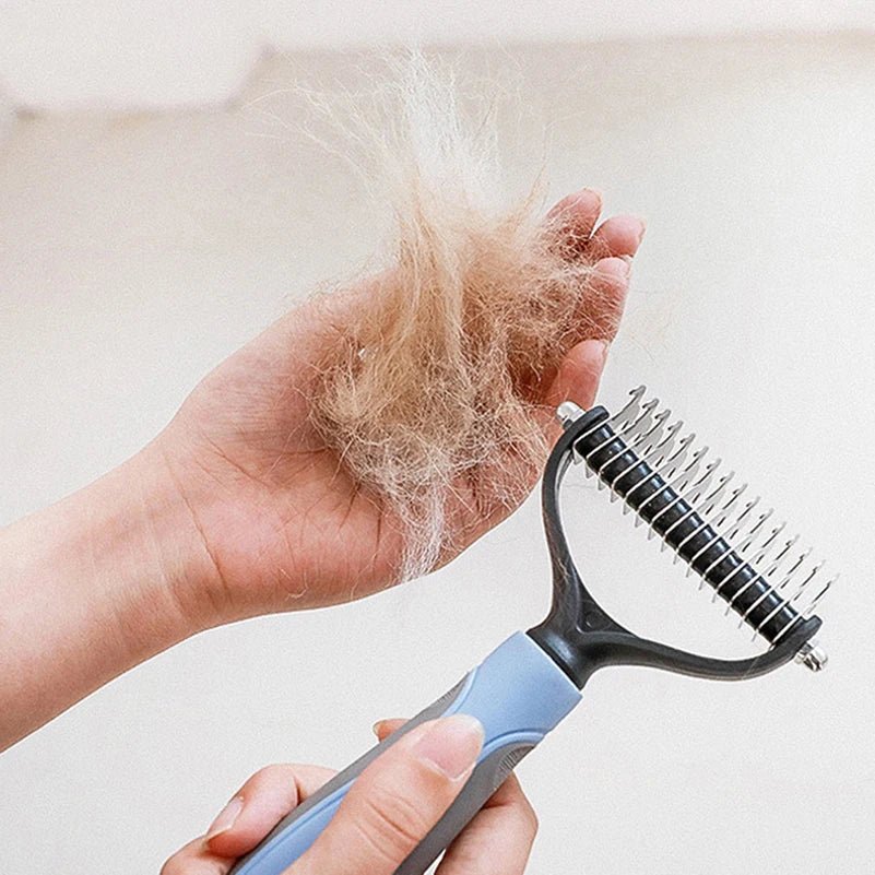 Brosse chien Professionnelle 2 - en - 1 – Démêlante & Anti - Mue | Chien - Noble Truffe