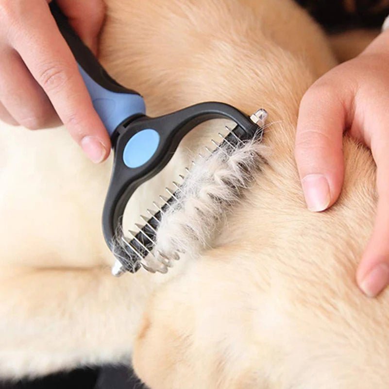 Brosse chien Professionnelle 2 - en - 1 – Démêlante & Anti - Mue | Chien - Noble Truffe