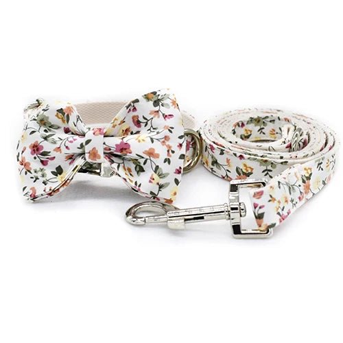 Collier a Fleurs pour Chien avec Nœud Papillon – Gravure Personnalisée & Laisse Assortie - Noble Truffe