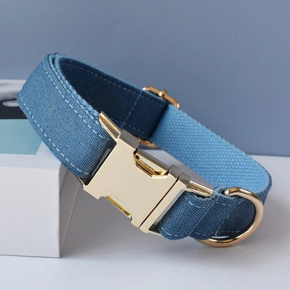 Collier Bleu Ciel pour Chien – Flanelle Douce, Gravure Personnalisée & Laisse Assortie - Noble Truffe