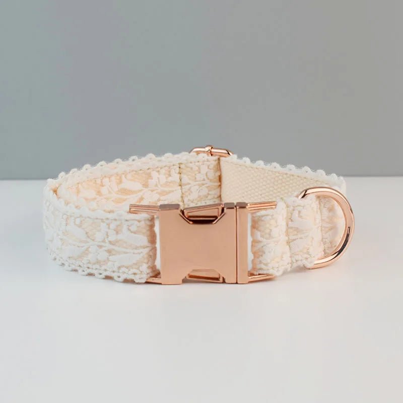 Collier pour Chien en Dentelle – Gravure Personnalisée, Fleur Amovible & Laisse Assortie - Noble Truffe