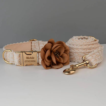 Collier pour Chien en Dentelle – Gravure Personnalisée, Fleur Amovible & Laisse Assortie - Noble Truffe