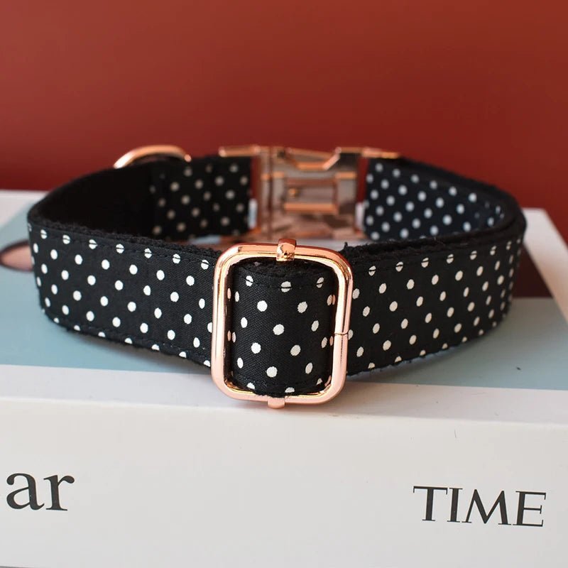 Collier pour Chien Noir à Pois avec Nœud Papillon – Gravure Personnalisée & Laisse - Noble Truffe