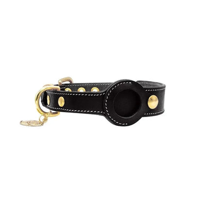 Collier noir pour chien avec emplacement AirTag et rivets dorés pour un style élégant.