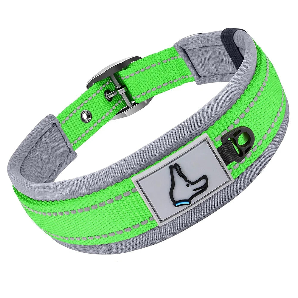 Collier réfléchissant vert fluo avec boucle noire et rembourrage gris