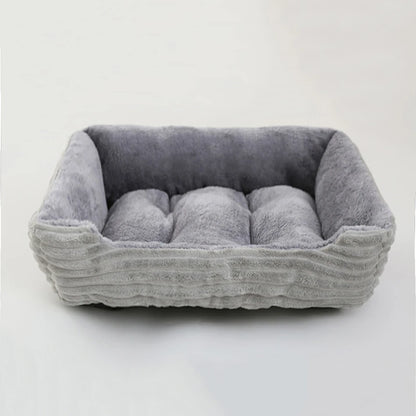 coussin chien velours gris rectangulaire avec rebords rembourrés