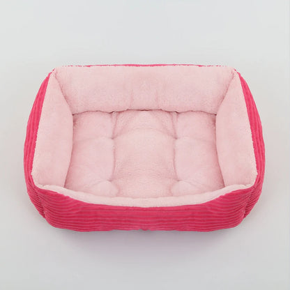 coussin chien velours rose clair matelassé
