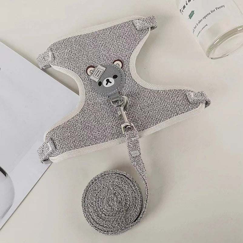 harnais Winnie l’Ourson gris pour chien avec motif ourson et laisse assortie
