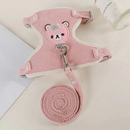 harnais Winnie l’Ourson rose pour petit chien avec laisse assortie