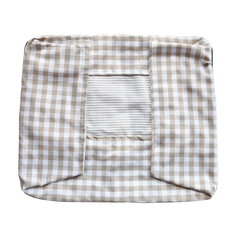 housse de lit pour petit chien à carreaux beige vu de dessus avec coussin moelleux
