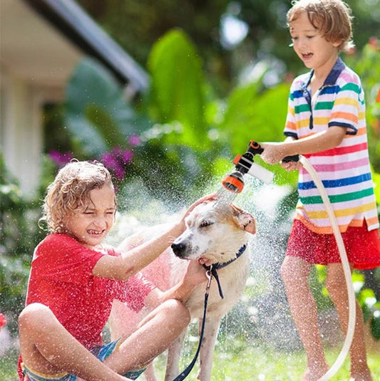 Jet d'eau pour chien Haute Pression & Réservoir à Savon | Tuyaux d'arrosage - Noble Truffe
