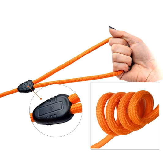 Détail de la poignée antichoc de la longe pour chien, prise en main confortable et sécurisée.